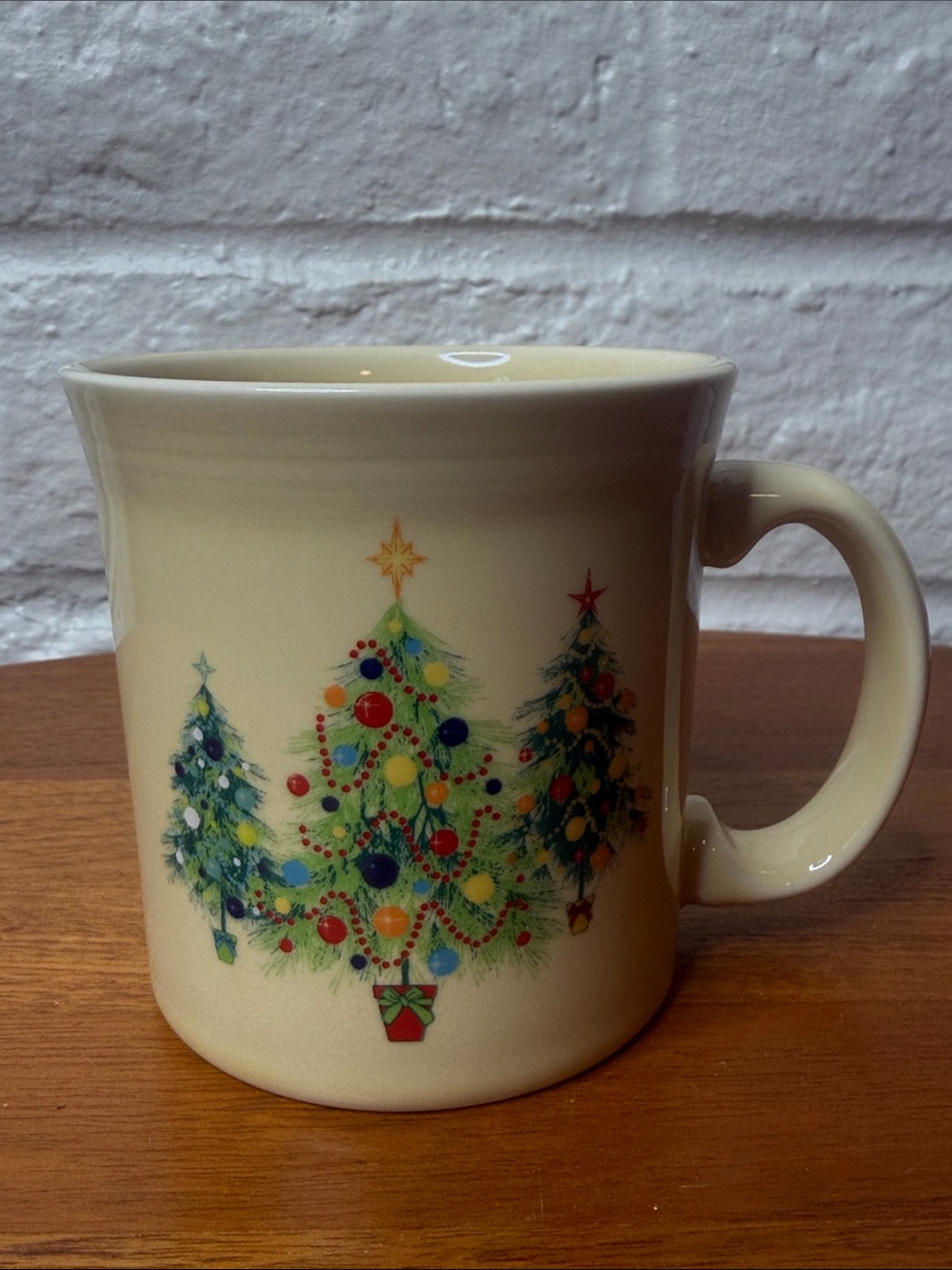 Fiesta 3 Trees Christmas Mugs Festive Holiday Excellent Conditon